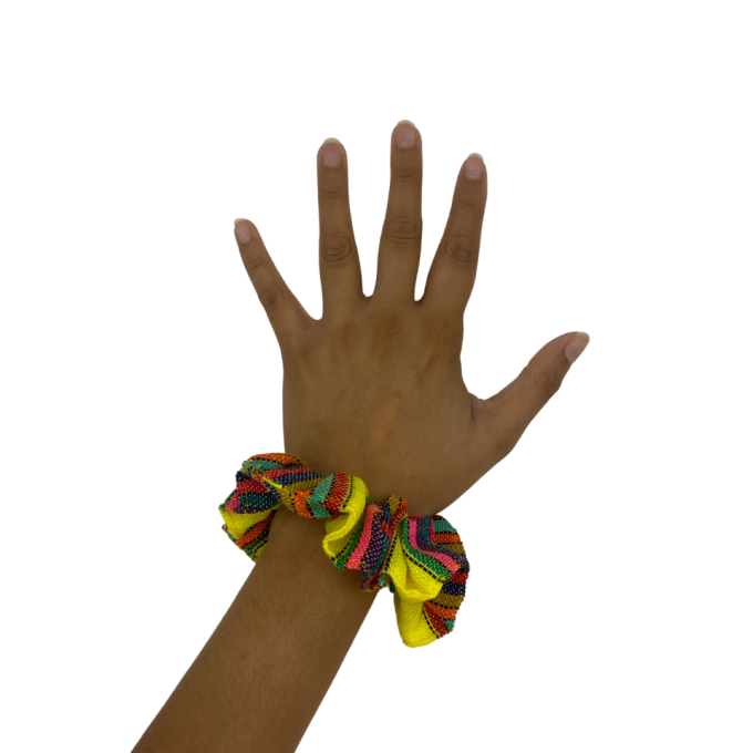 Scrunchie cambaya amarillo